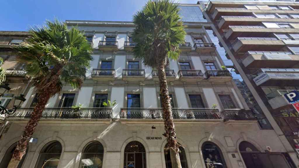 Ático en venta en calle Colón (Vigo).