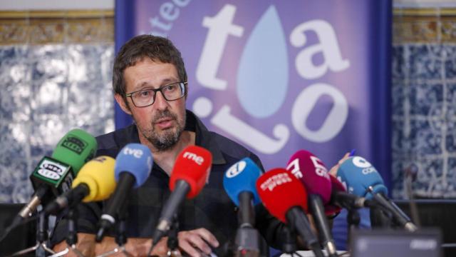 El investigador de la Cátedra del Tajo UCLM-Soliss Raúl Urquiaga durante la rueda de prensa