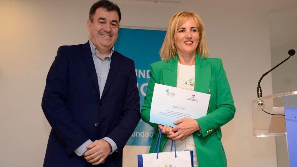 Eva Álvarez Dapena del IES Sanxillao de Lugo, ganadora de la beca.