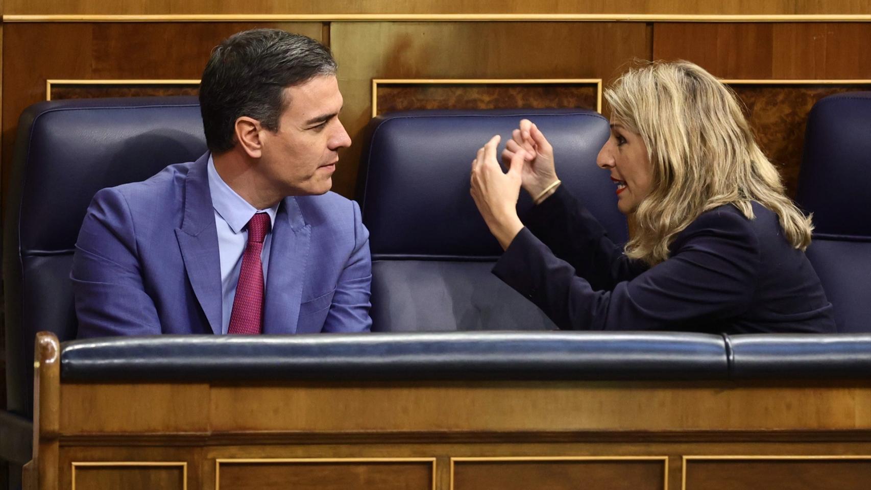 El presidente del Gobierno, Pedro Sánchez, y la vicepresidenta segunda y ministra de Trabajo, Yolanda Díaz, en una imagen de archivo.