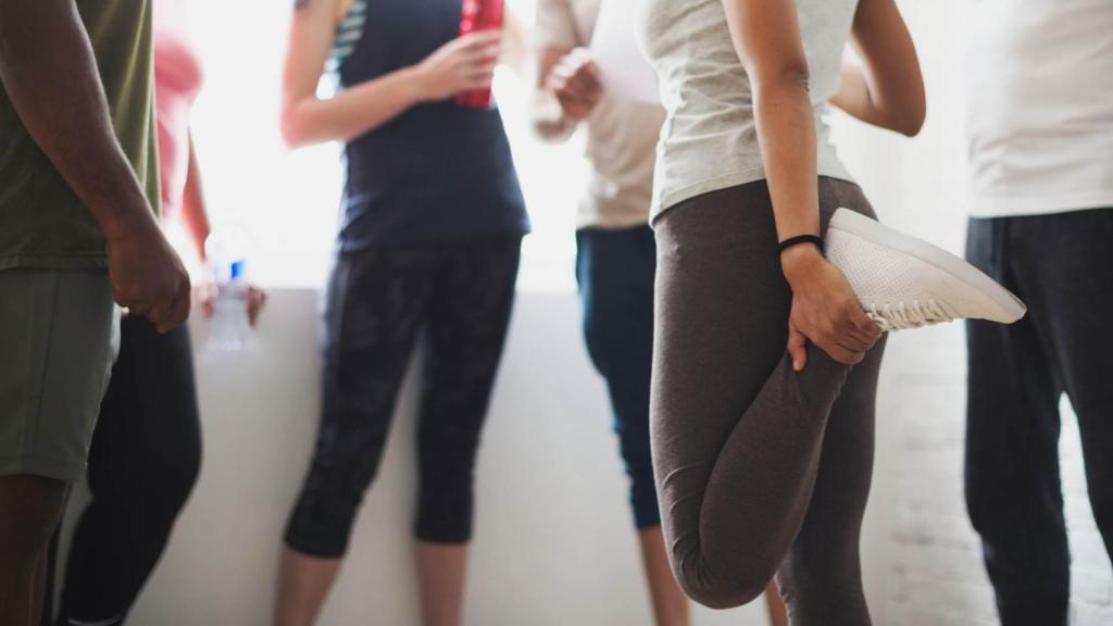 Imagen de archivo de unos jóvenes tras una clase de Educación Física.