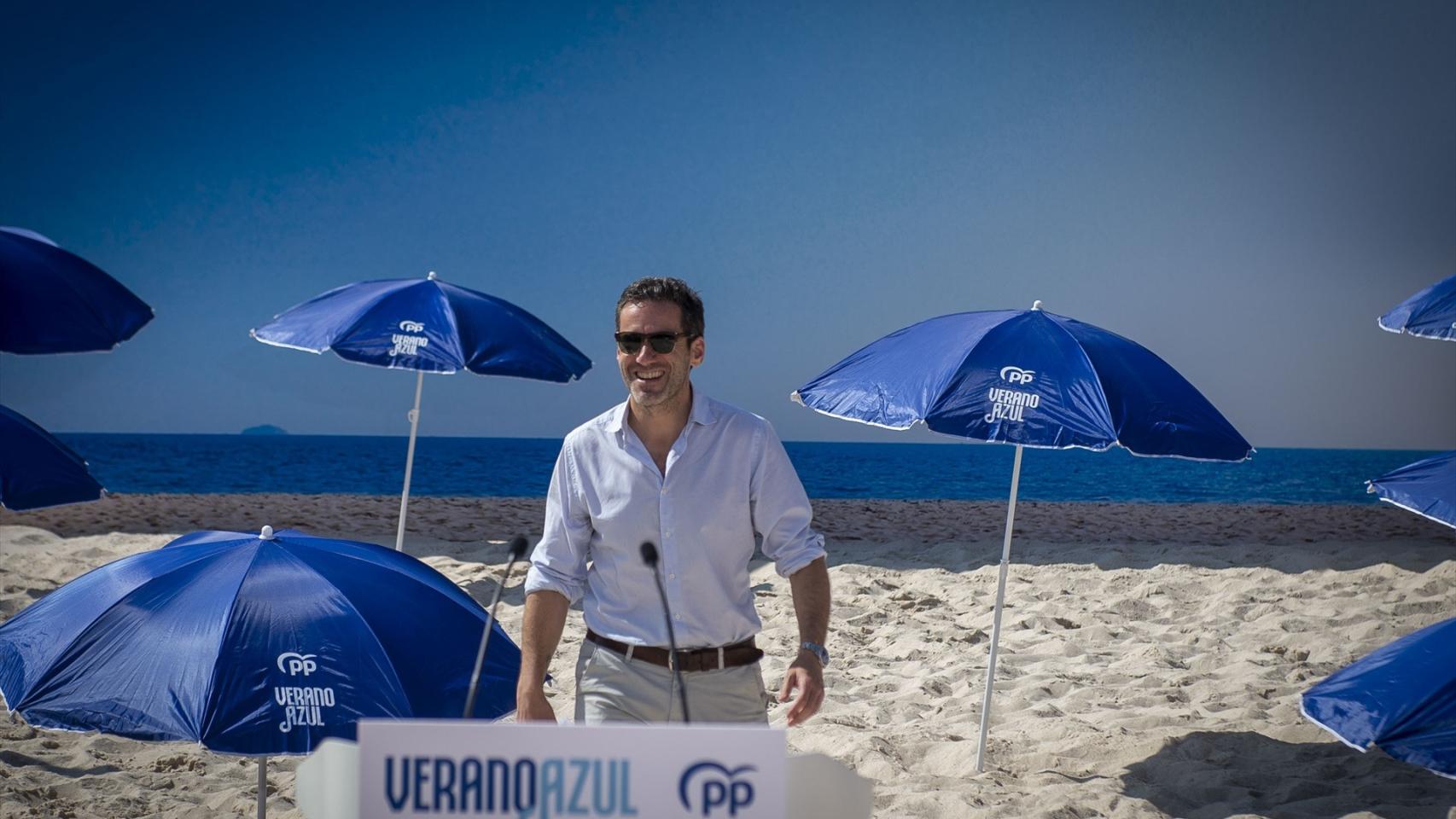Borja Sémper, portavoz de campaña del PP, en la presentación del spot 'Verano Azul'