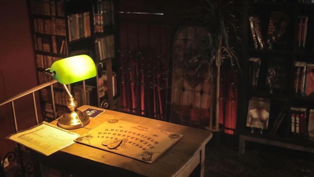 La biblioteca de Médium.