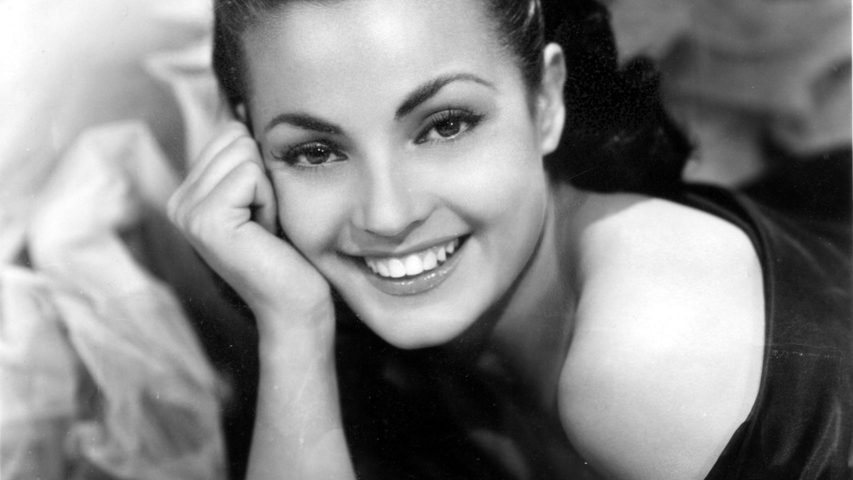 La actriz y presentadora Carmen Sevilla en una imagen de 1957.