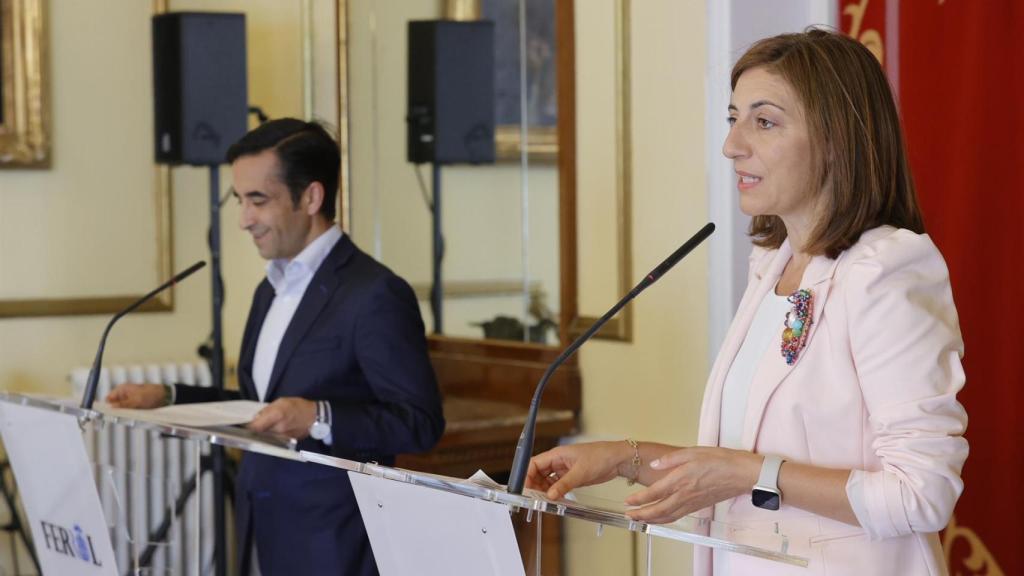 José Manuel Rey y Ángeles Vázquez esta mañana