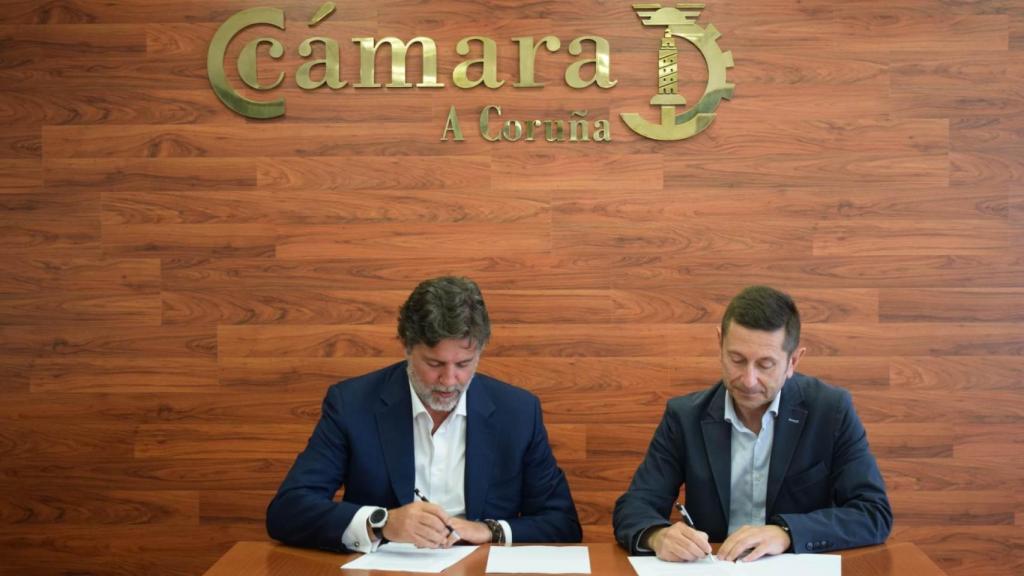 Firma del convenio de colaboración para la creación de comunidades energéticas locales