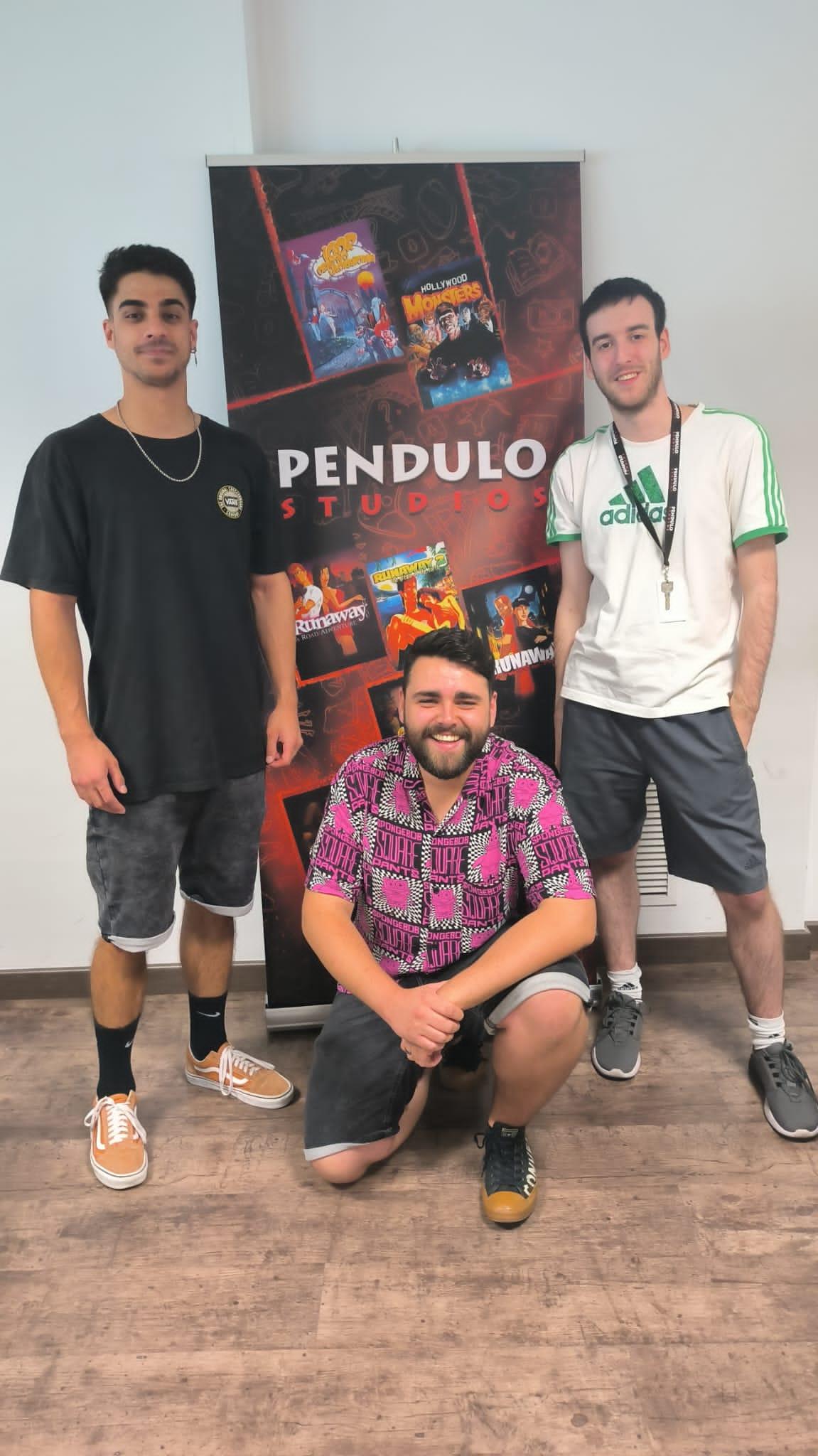 De izquierda a derecha Pedro, Boris y Daniel en las instalaciones del estudio. Imagen: UDC