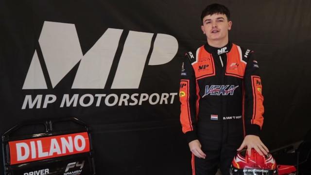 El piloto Dilano van't Hoff, durante un vídeo con su equipo MP Motorsport