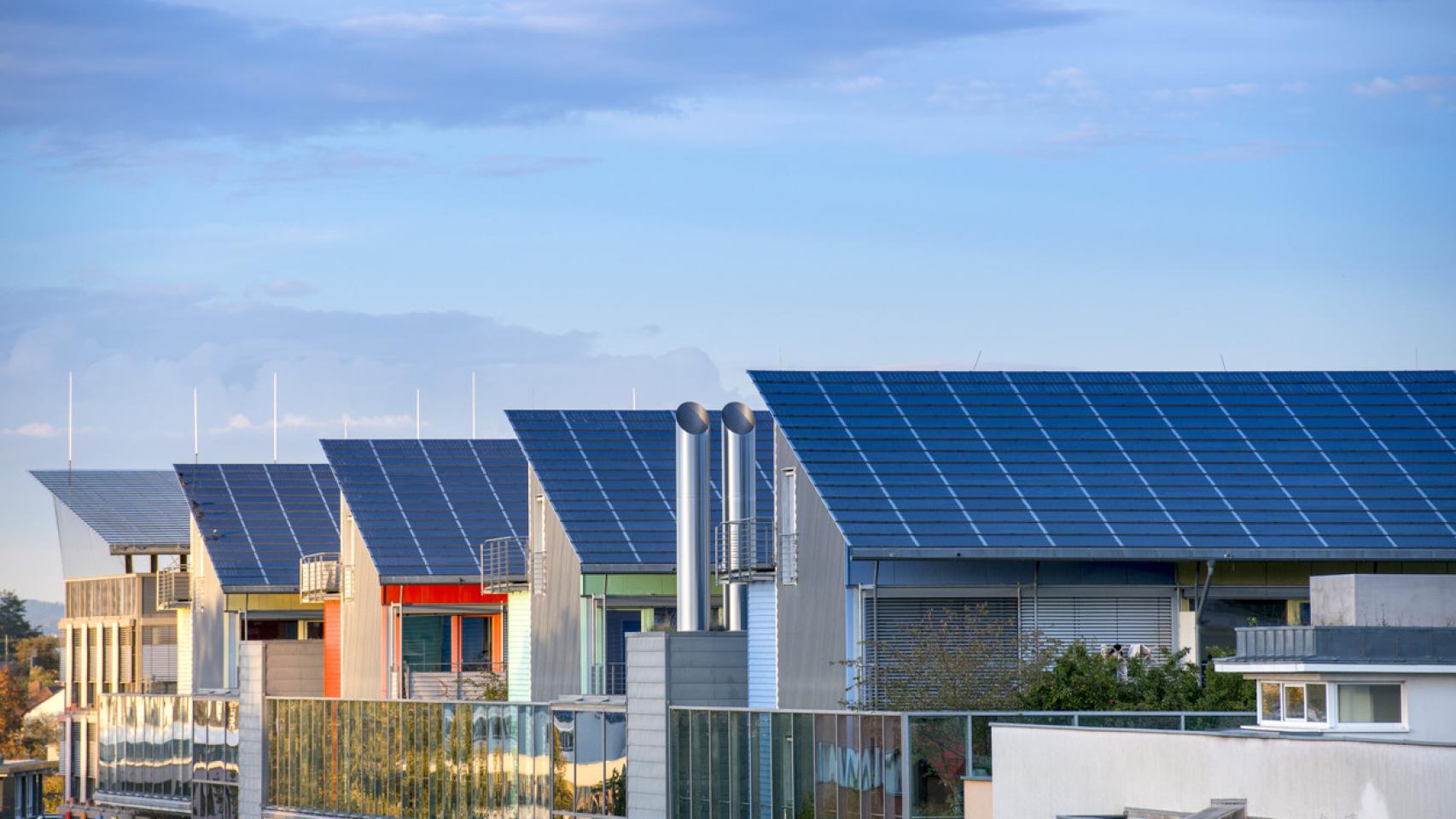 La pequeña comunidad de Barco del Sol (Das Sonnenschiff), en Vauban (Friburgo) funciona completamente con energía solar.