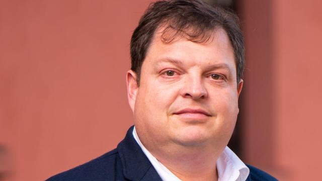 Hannes Loth, alcalde de Raguhn-Jeßnitz, en una fotografía cedida por él mismo a EL ESPAÑOL.