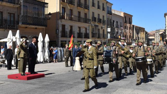 El Regimiento de Ingenieros número 11 se encargó de realizar los honores militares