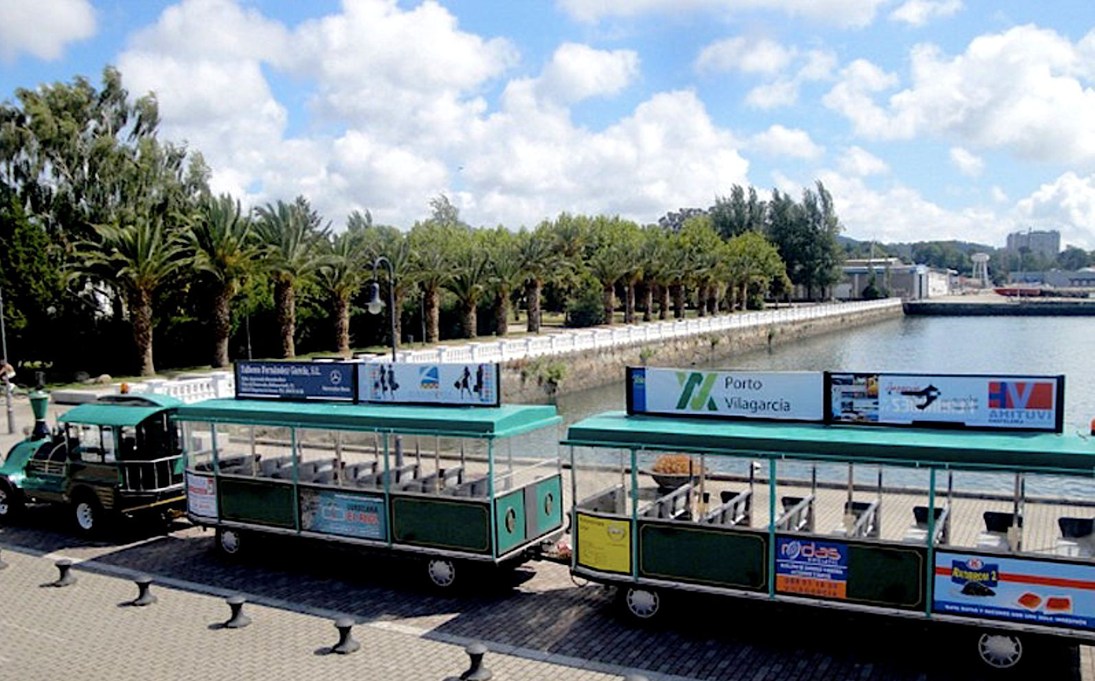 Tren turístico en Vilagarcía de Arousa. Foto: Visit Vilagarcía