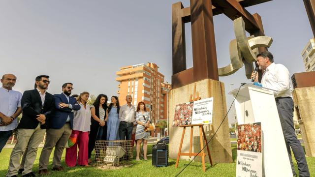 El alcalde Luis Barcala durante su discurso en homenaje a Miguel Ángel Blanco.