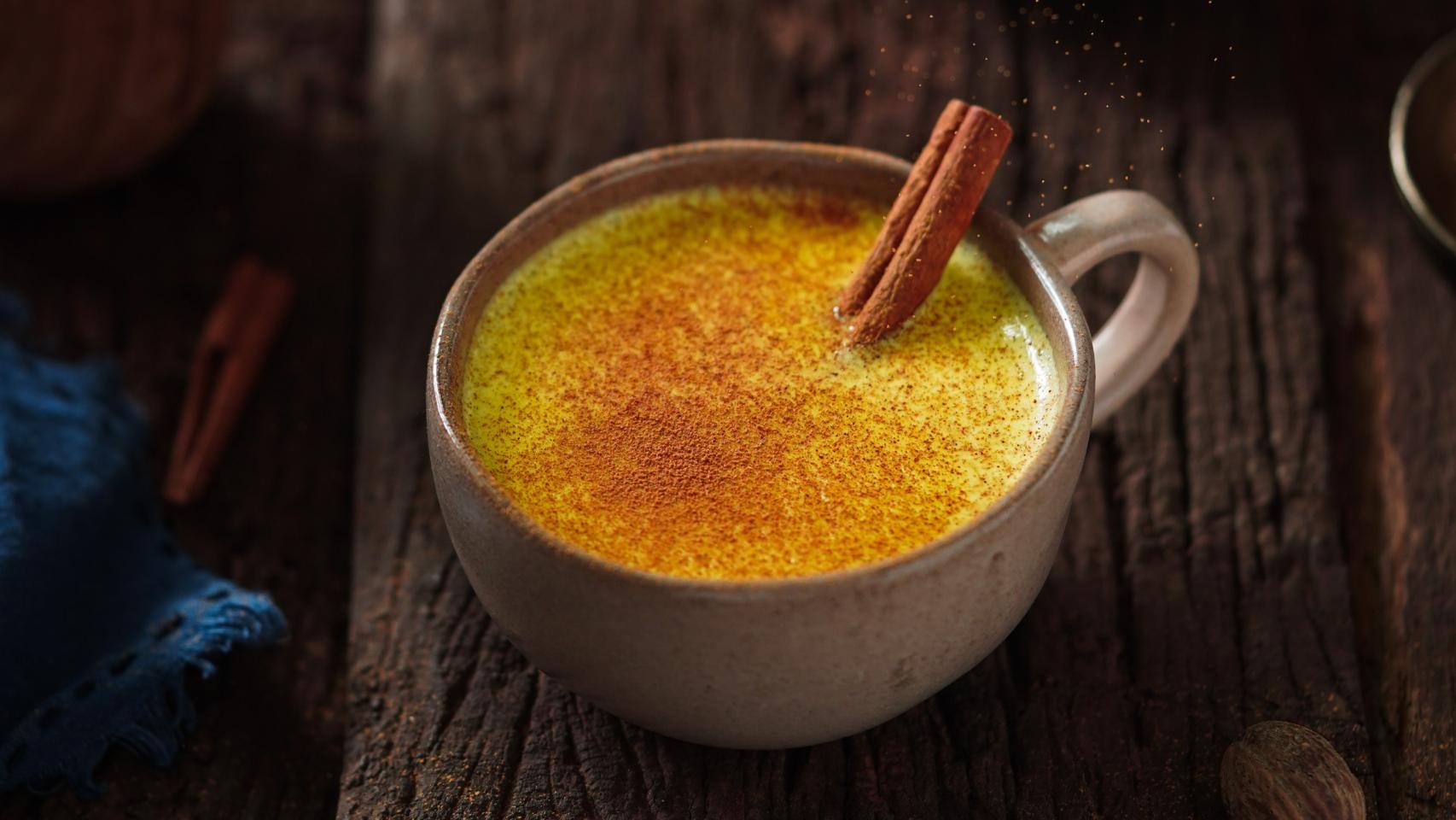 Cómo Hacer Leche Dorada O Té De Cúrcuma En 5 Minutos - La Guía De Las Vitaminas