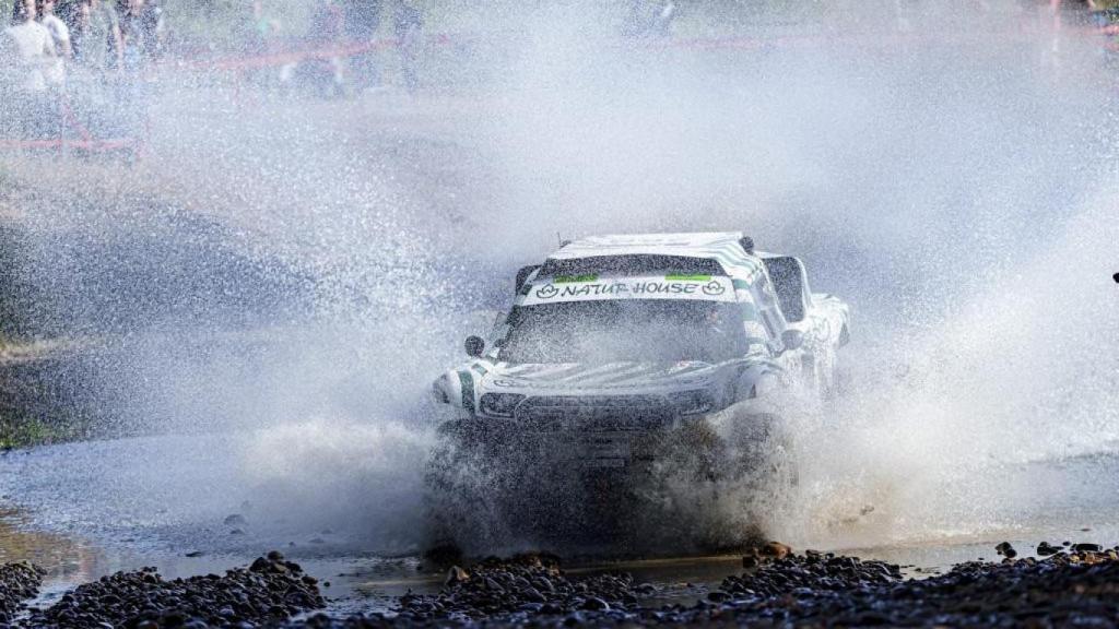 El GPR22 entra en una zona de agua.