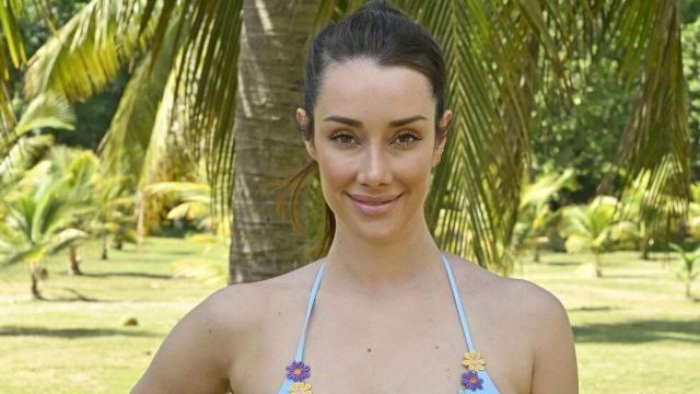 Adara Molinero en el posado de 'Supervivientes 2023'.