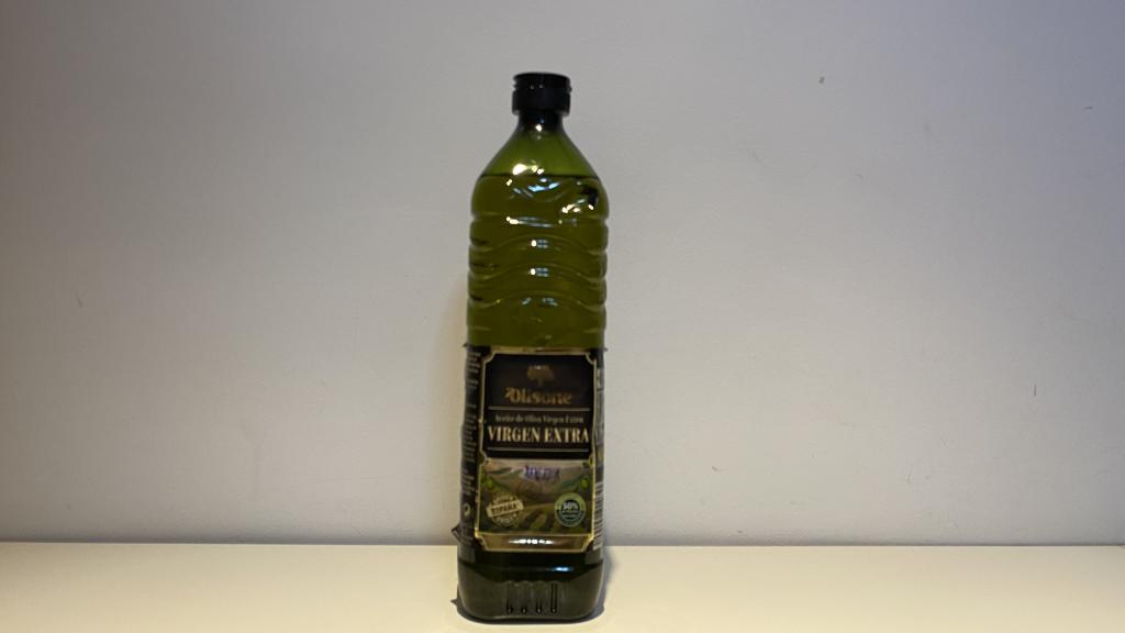 El aceite de oliva virgen extra de Olisone, la marca blanca de Lidl.