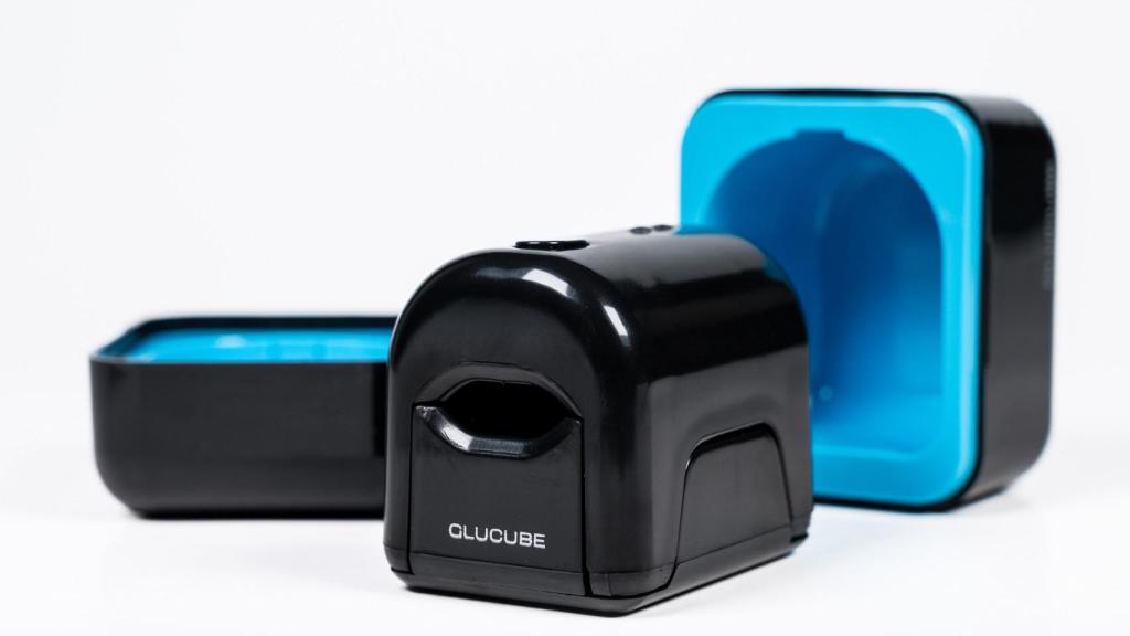 Glucube tiene un tamaño similar al de un pulsioxímetro
