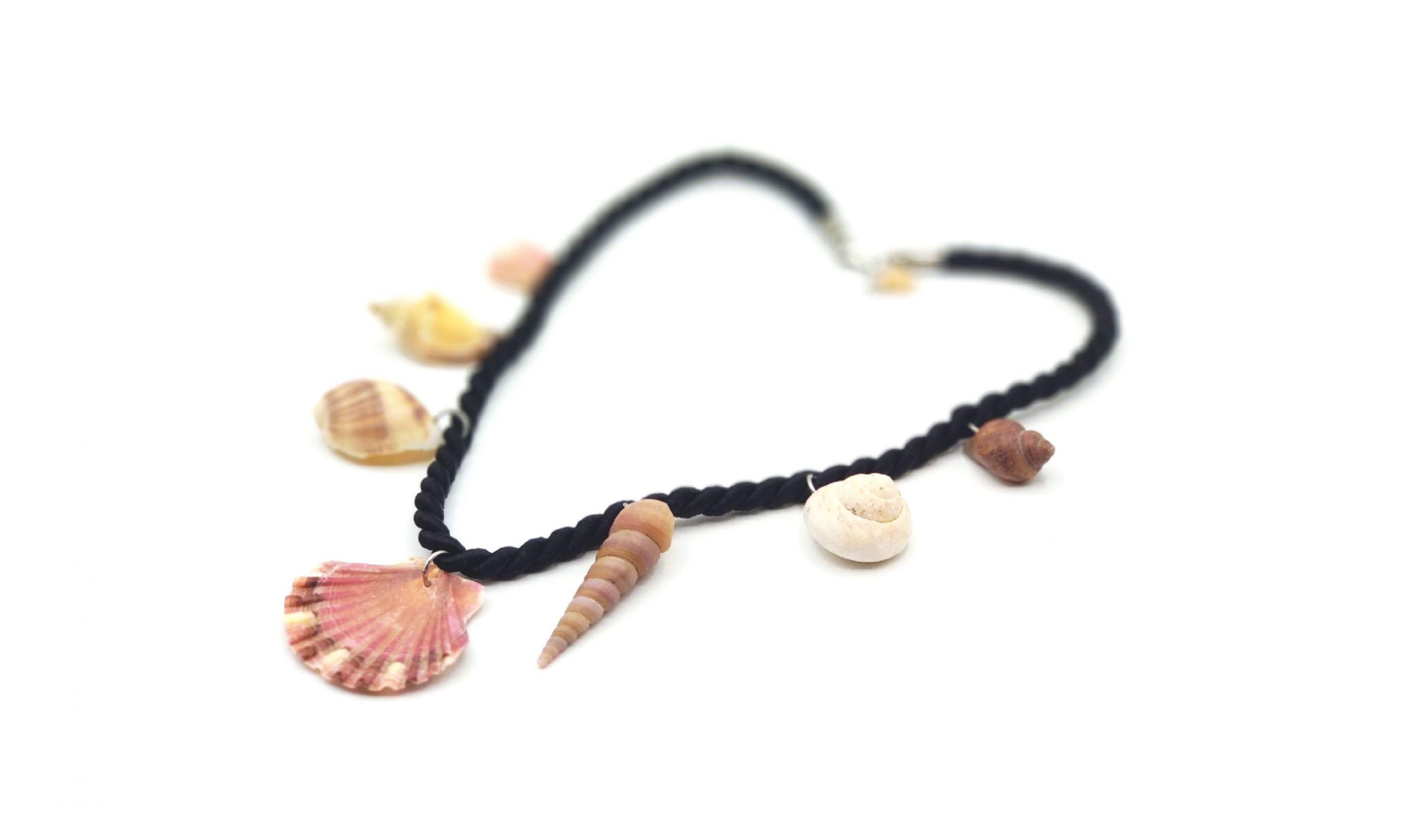 Uno de los collares de Ruxe Design (Cedida).