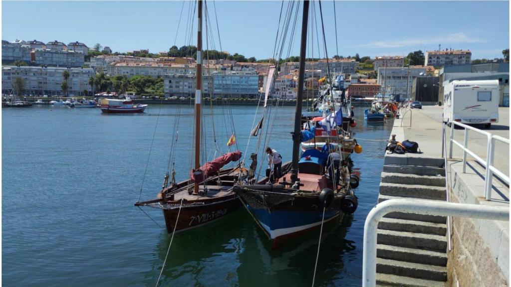 Embarcaciones que ya han llegado al puerto de Sada