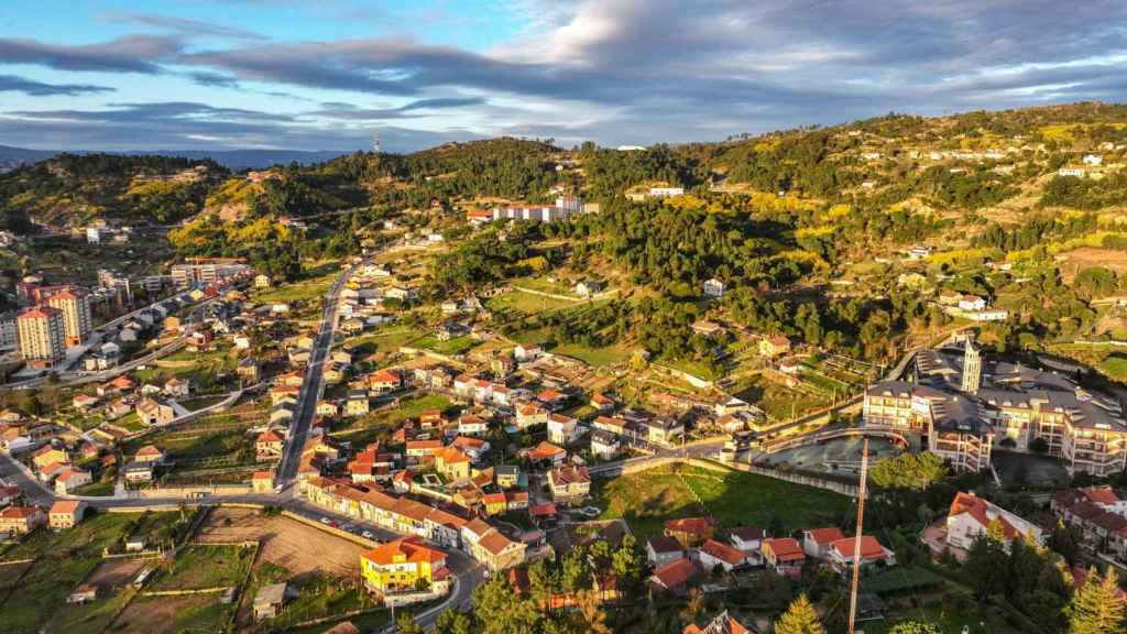 Panorámica de las afueras de la ciudad de Ourense.