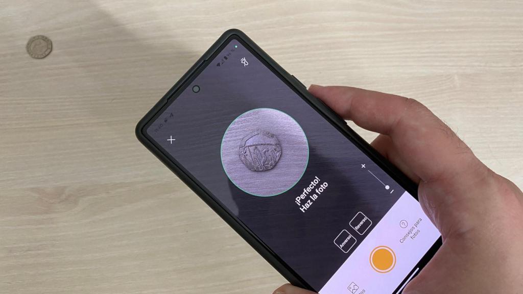 Registrar y analizar nuestras monedas es fácil con el móvil