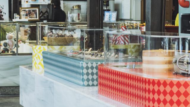 ¿A qué sabe el helado 'Oso y el Madroño'? La heladería de 'estrella Michelin' que lo vende en un mercado