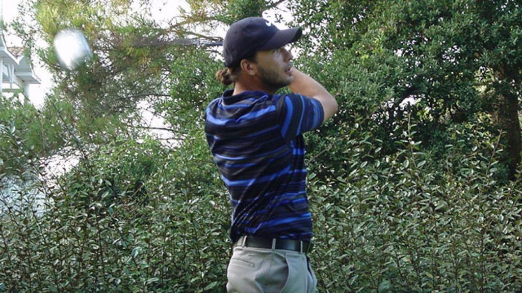 Xavier en uno de sus torneos de golf.