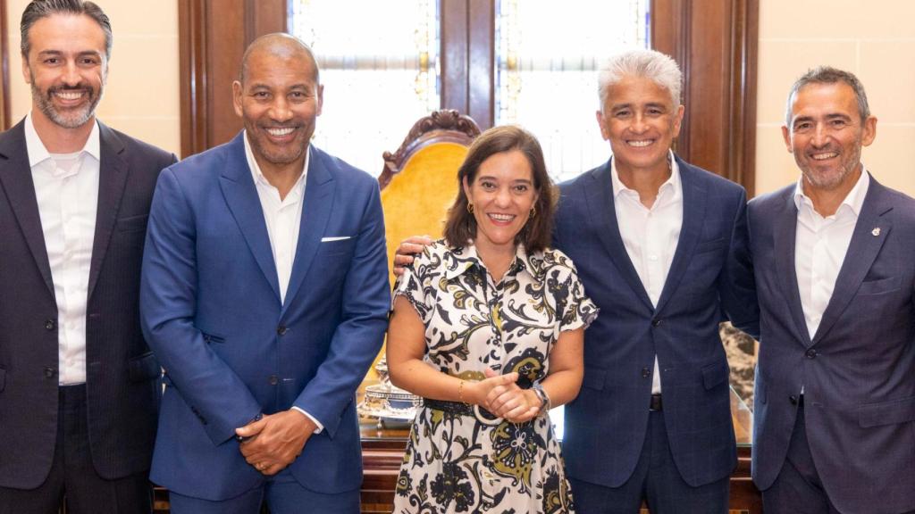 Bebeto y Mauro Silva visitan el Concello.