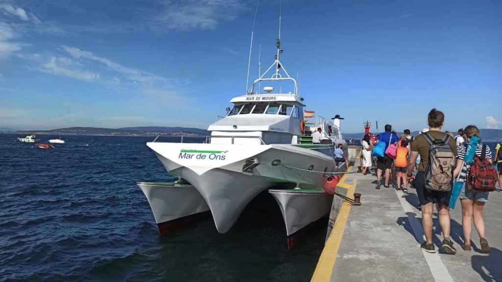 Una de las embarcaciones que cubre el trayecto.