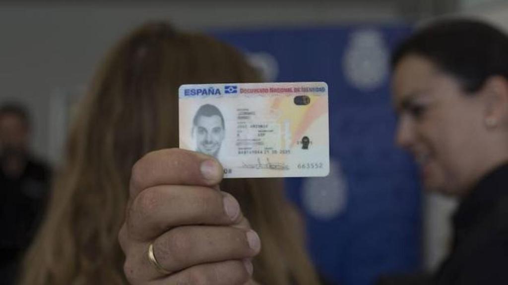 Imagen de renovación del DNI.