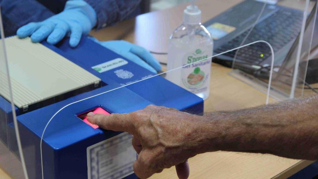 Imagen de archivo de la renovación de DNI.