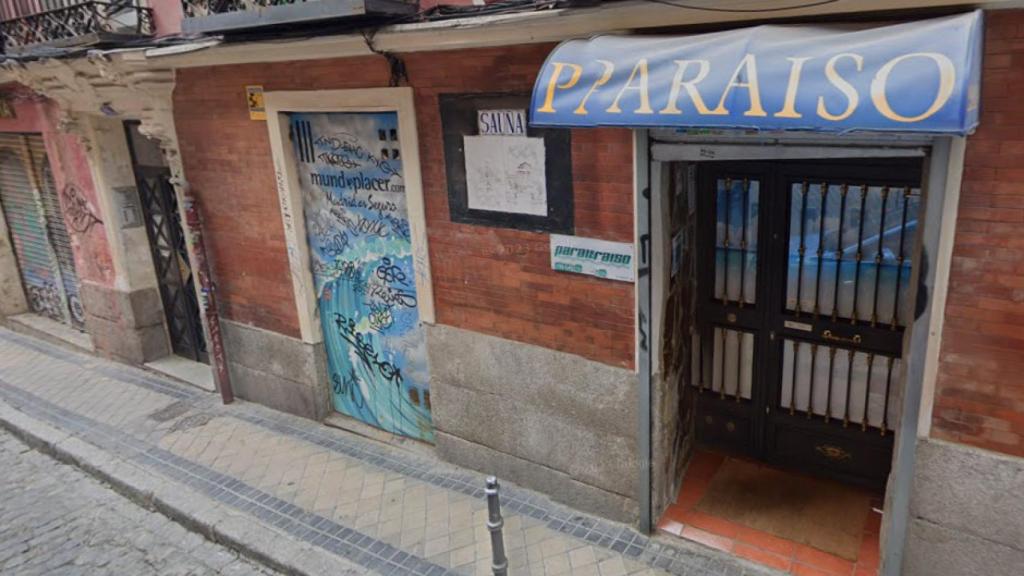 la entrada de la Sauna Paraíso.