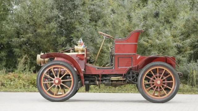 Conoce cuál es el primer coche matriculado en la Comunidad de Madrid.