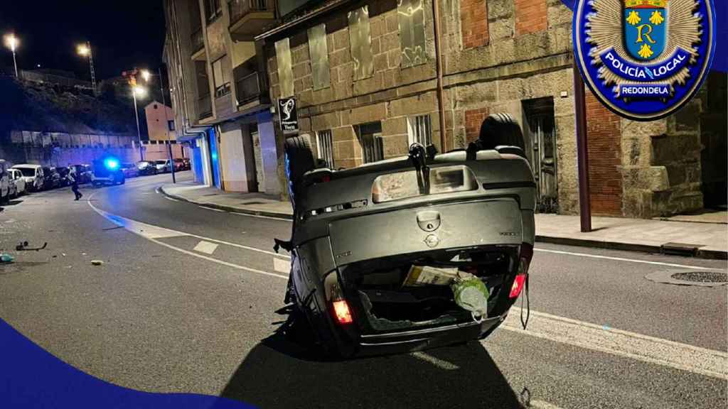 Así quedó el vehículo accidentado esta madrugada en Chapela.