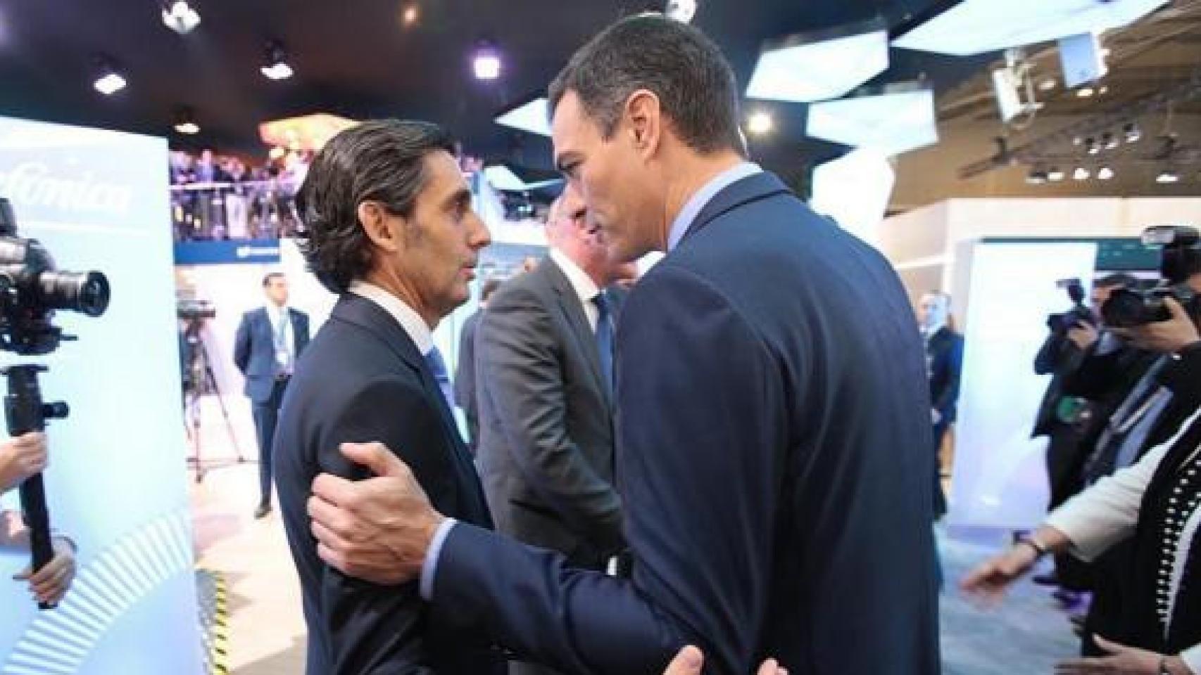 José María Álvarez-Pallete y Pedro Sánchez en una imagen de archivo.