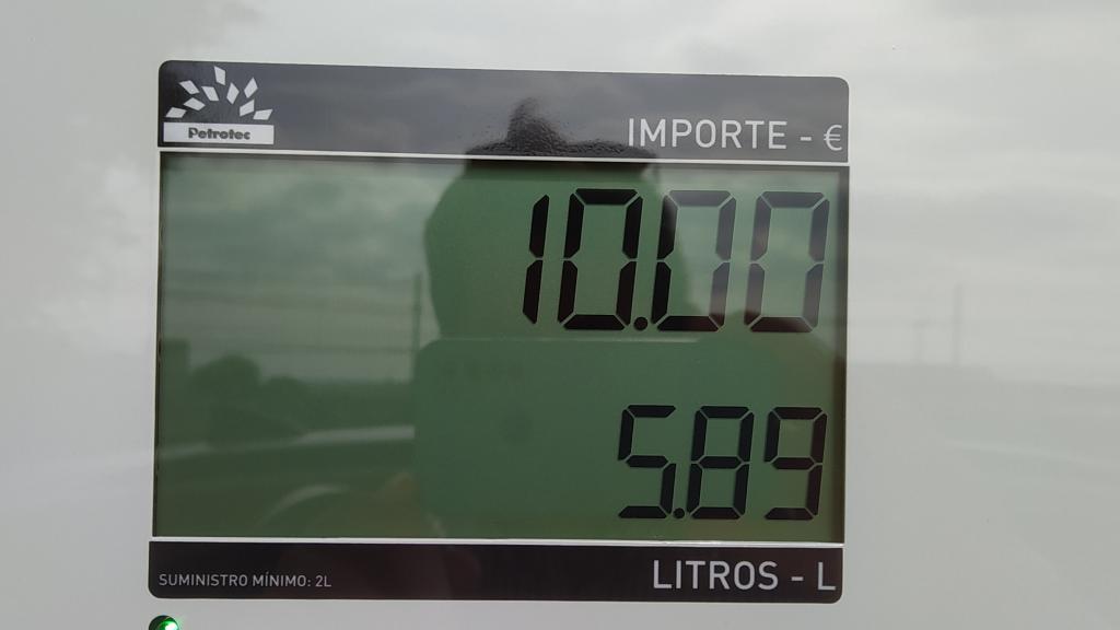 Repostaje realizado en Plenoil.