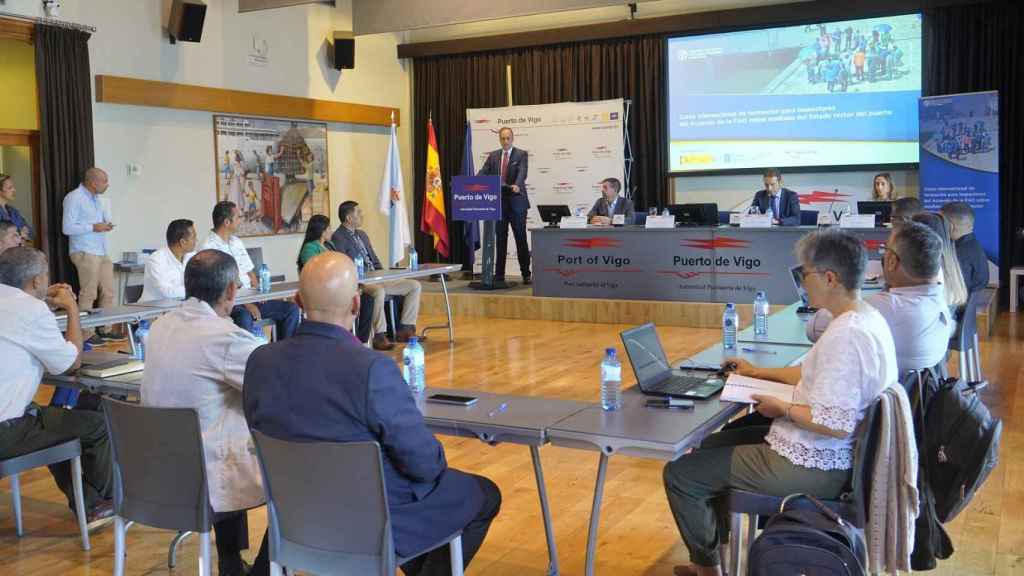 Nuevo curso de inspección pesquera impulsado por la FAO en el Puerto de Vigo.