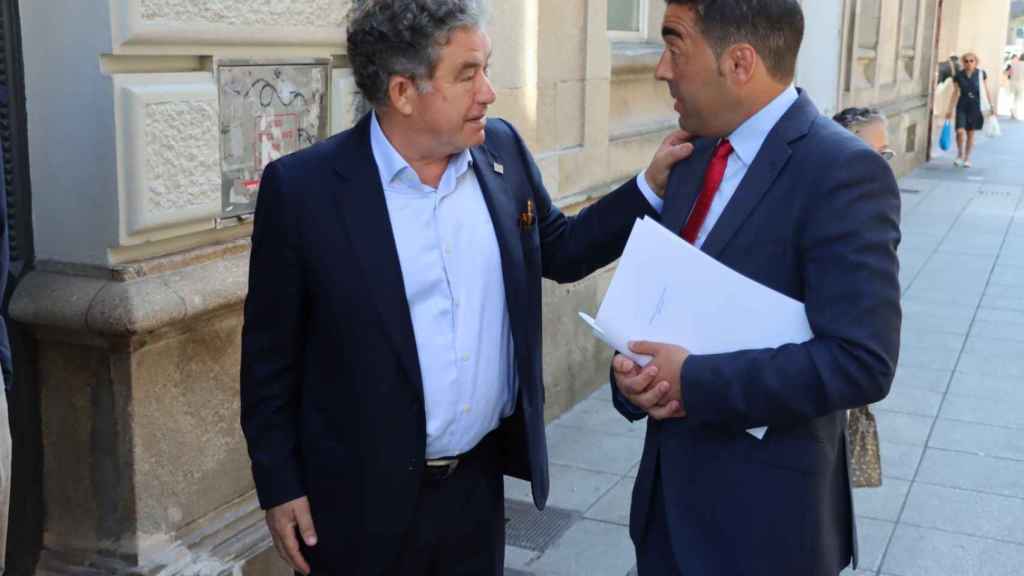 Reunión entre Miguel Anxo Fernández Lores y Luis López.