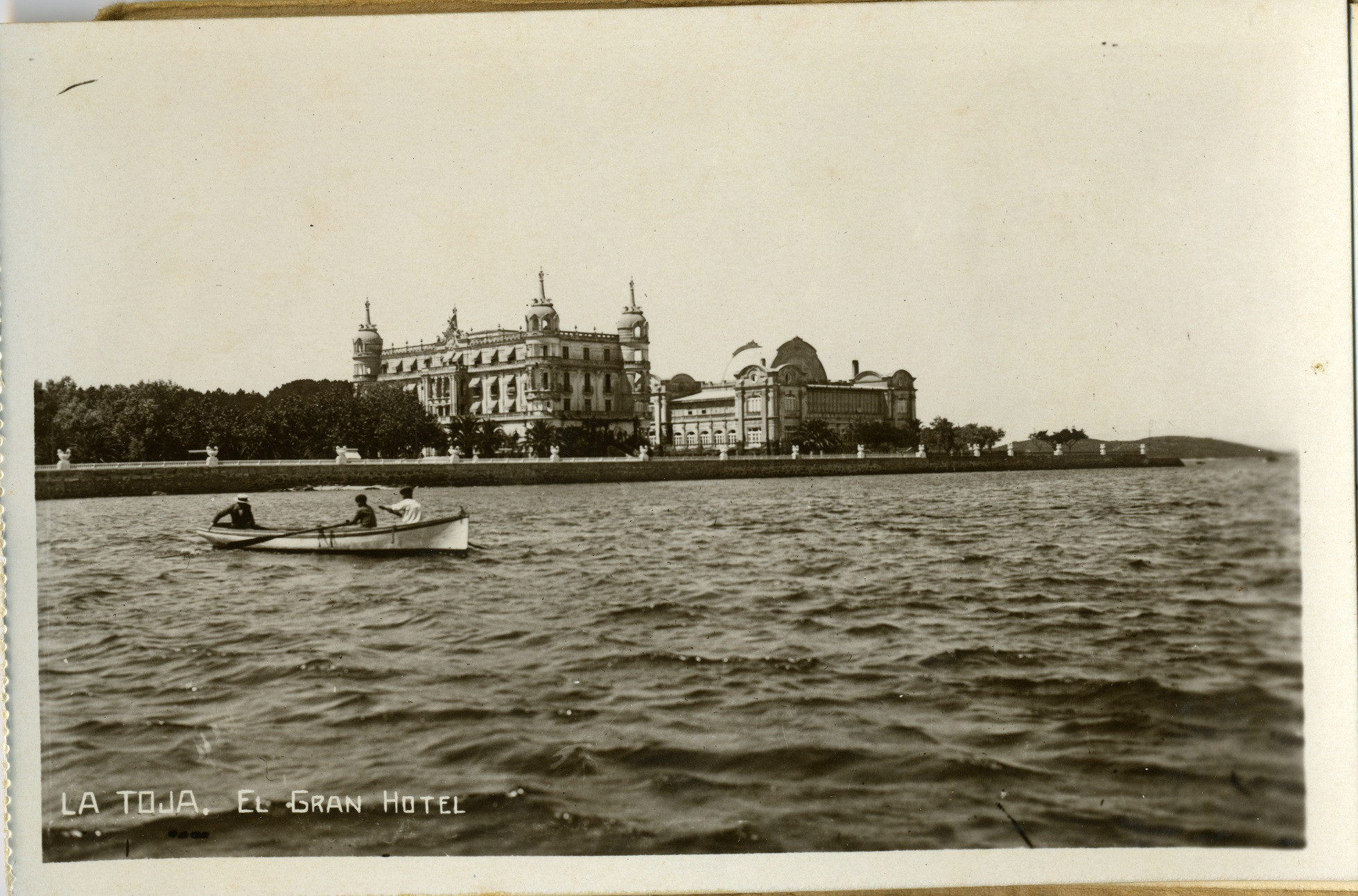 Imágenes antiguas del hotel. (Turismo Grove)