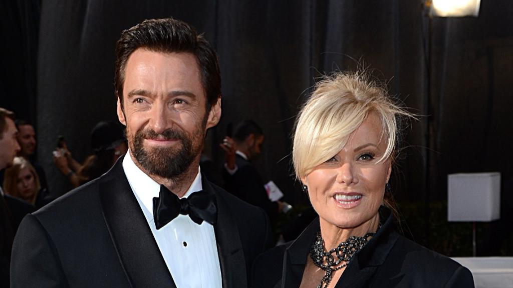 Hugh Jackman y Deborra-Lee Furness en los Premios Oscar, en febrero de 2013.