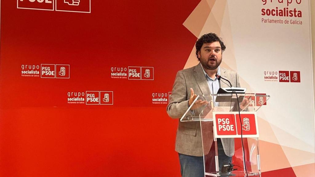 El viceportavoz del Grupo del PSdeG, Julio Torrado, en rueda de prensa este lunes