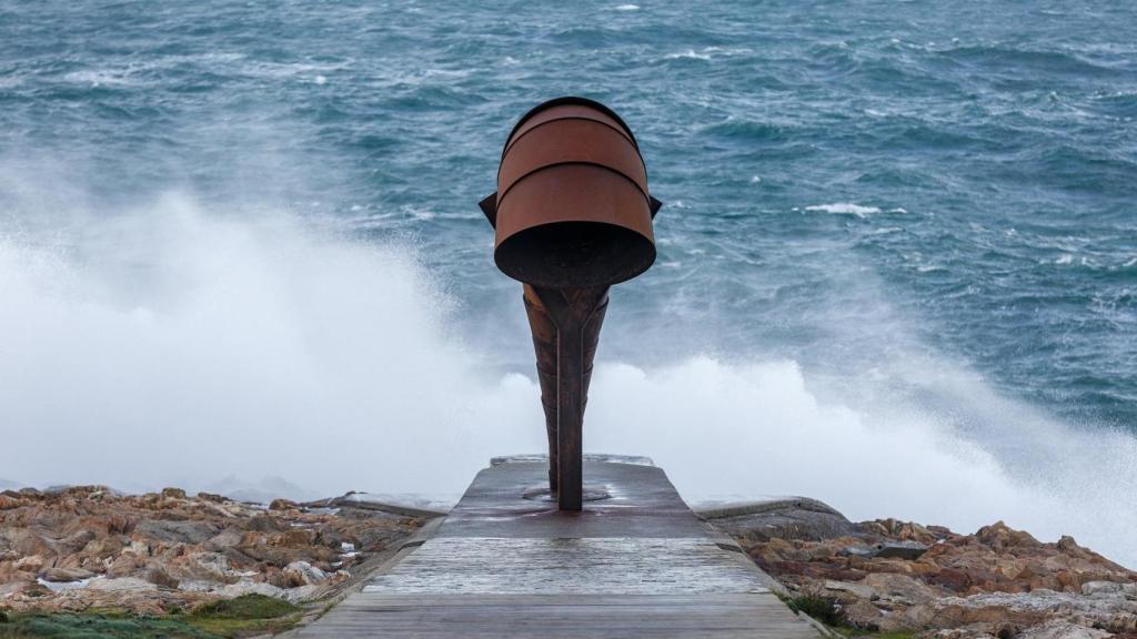 A Coruña durante una jornada de oleaje.