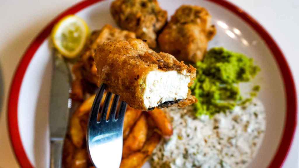 Imagen de archivo de un filete de pescado de origen vegetal.