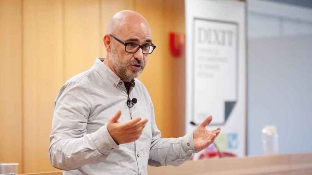 El consejo de administración de Editorial Galaxia acepta la dimisión de Francisco Castro