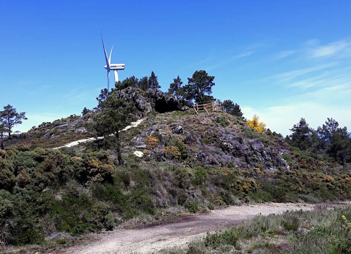 Mirador y Cova da Serpe. Foto: Google Earth