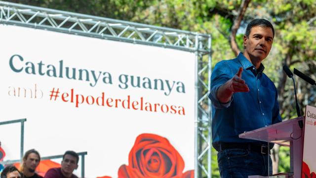 El presidente del Gobierno, Pedro Sánchez, en la Fiesta de la Rosa de Gavà.