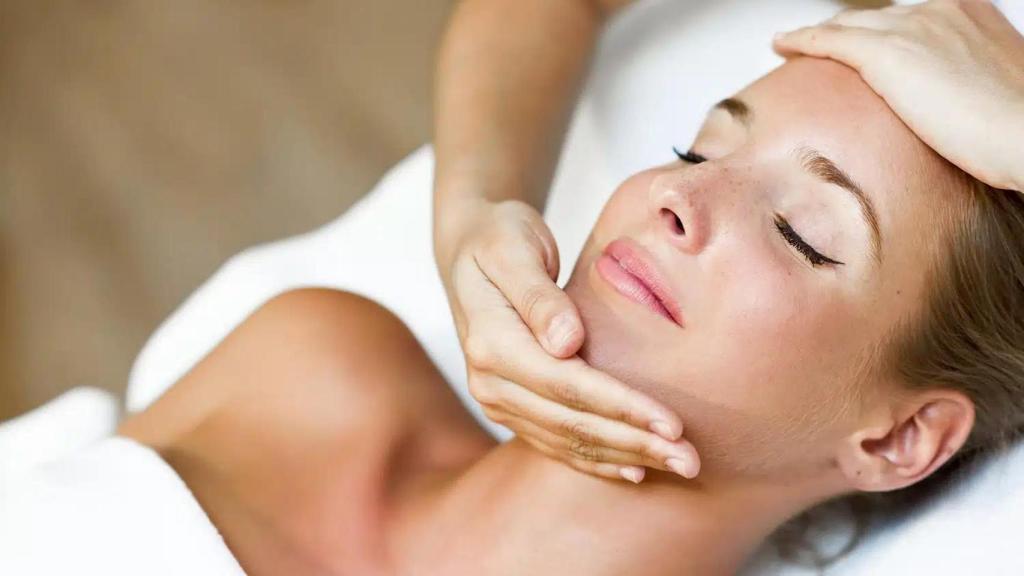 Recupérate tras el verano: 8 tratamientos faciales en A Coruña que dejarán tu piel como nueva