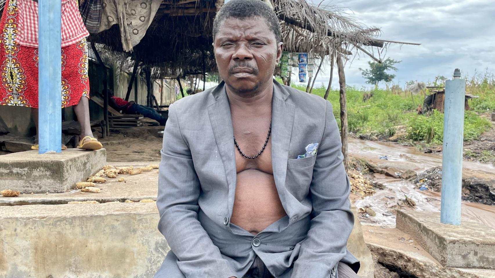 Emmanuel, uno de los pocos cristianos del Estado norteño de Katsina, hace un mes que malvive afectado por el cierre de las fronteras.