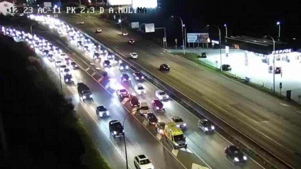 Varios heridos en un accidente en cadena en Alfonso Molina en A Coruña